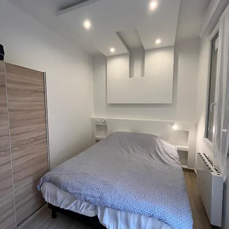 La Cour Secrete 도빌